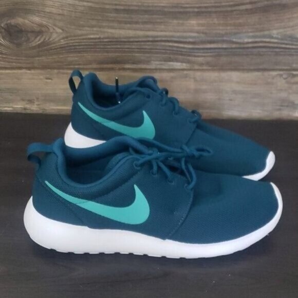 New Nike Roshe One Womens Teal Sneakers Size 7.5 Lightweight Everyday Walking - Picture 5 of 10